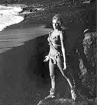 Raquel 1, Stegosaurus 0.